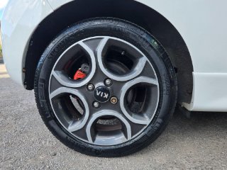 /photos/10041/32fcf4d8-25a3-4a33-a1aa-ac5cb09d1e64_i320x240.jpg