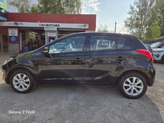 /photos/10041/653e593d-aec0-42c8-bf3b-871ff5c93e8d_i320x240.jpg