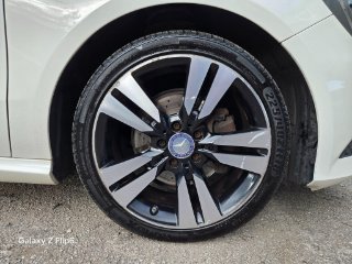 /photos/10041/80bfd6b2-d608-4947-9d2b-0e08af00bb5a_i320x240.jpg