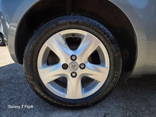 /photos/10041/bb4e919a-00b2-46f4-98d5-dee2af6b5e13_i320x240.jpg