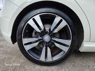 /photos/10041/f9d26875-6db8-40e8-99a6-77b38db73547_i320x240.jpg